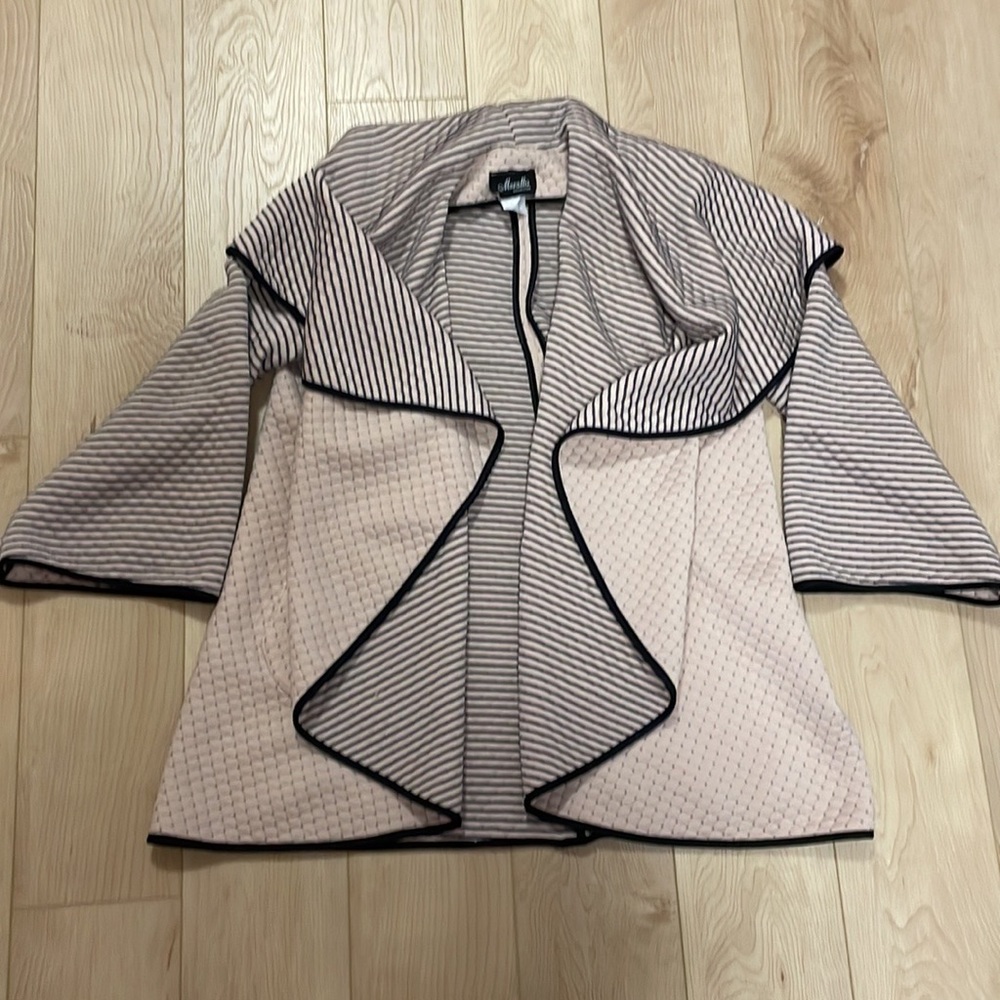 *4/$20* Marallis Collection Open Wrap Sweater, sz M